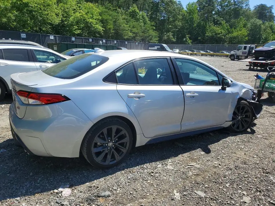 2025 TOYOTA COROLLA SE  
