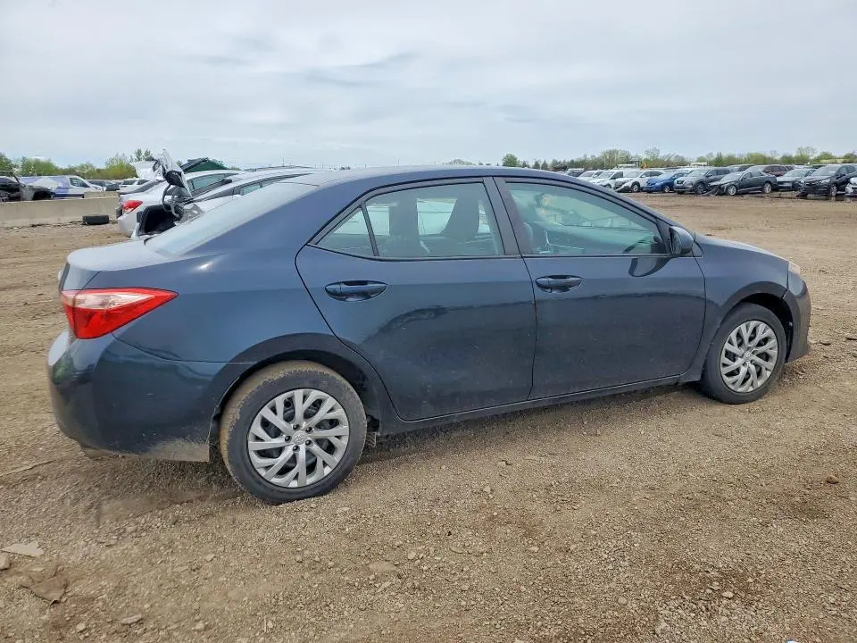 2017 TOYOTA COROLLA LE  