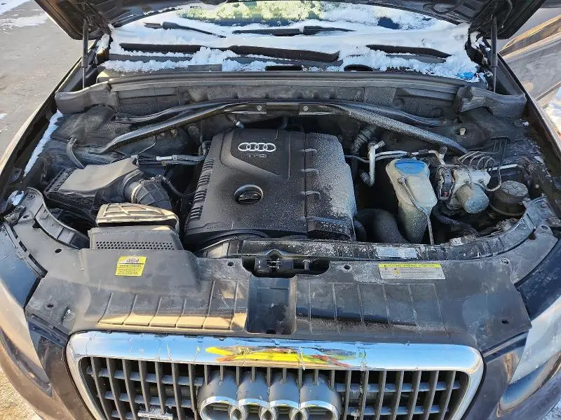 2011 AUDI Q5 PREMIUM  