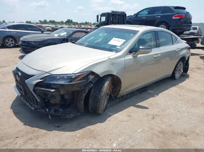 2022 LEXUS ES 300H ULTRA LUXURY
