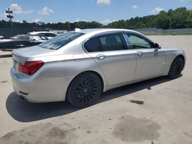 2012 BMW 750 I  