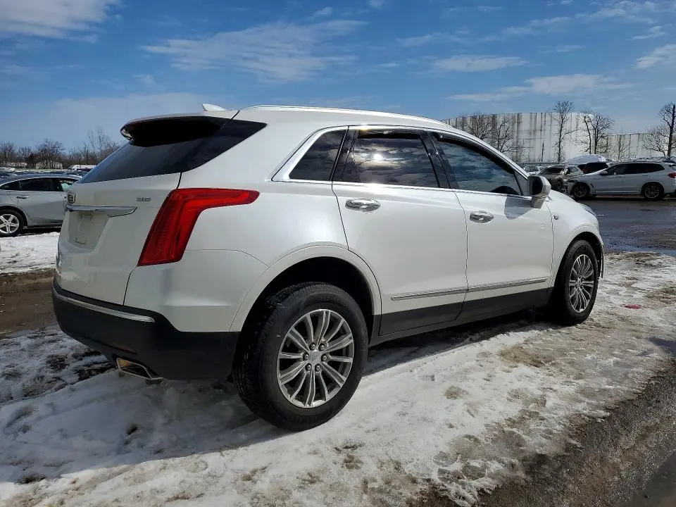 2017 CADILLAC XT5 LUXURY  