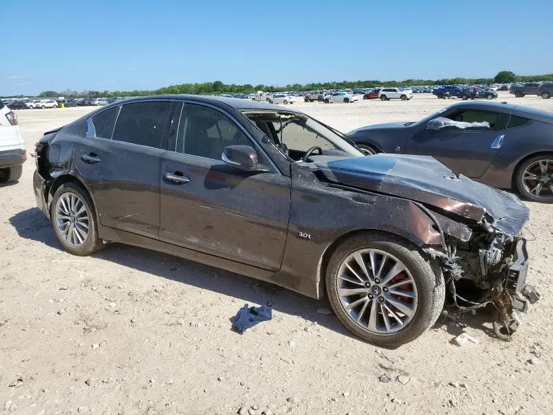 2019 INFINITI Q50 LUXE  