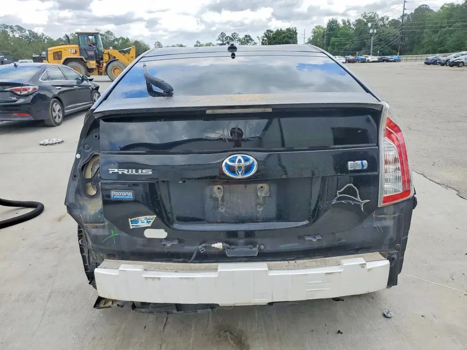 2013 TOYOTA PRIUS PERSONA SERIES SE  