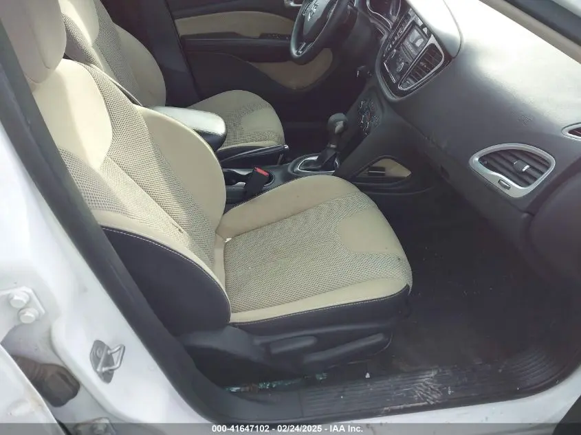 2016 DODGE DART SXT