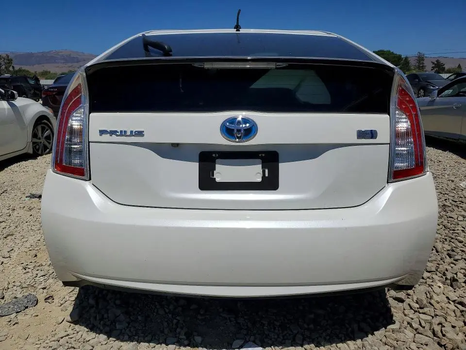 2015 TOYOTA PRIUS   