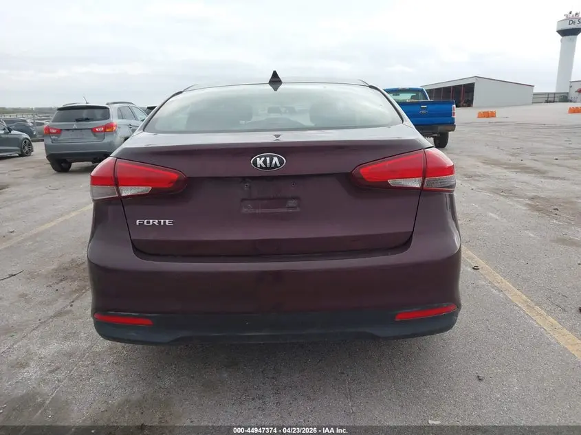 2018 KIA FORTE LX