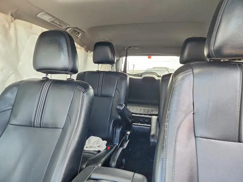 2017 TOYOTA HIGHLANDER SE  