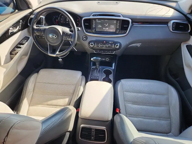 2017 KIA SORENTO S V6  