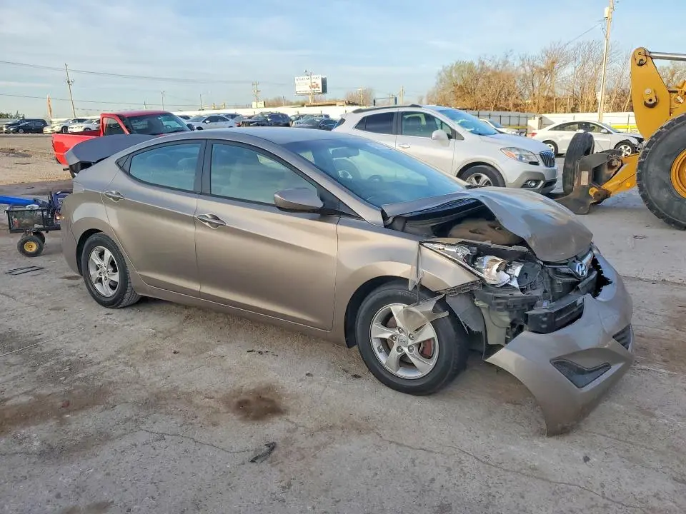 2014 HYUNDAI ELANTRA SE  