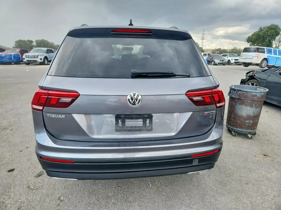 2020 VOLKSWAGEN TIGUAN S  
