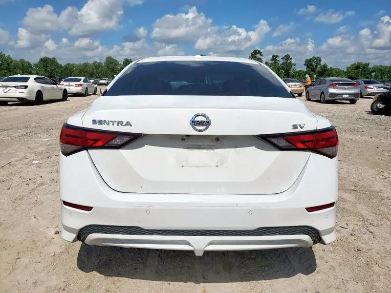 2021 NISSAN SENTRA SV  