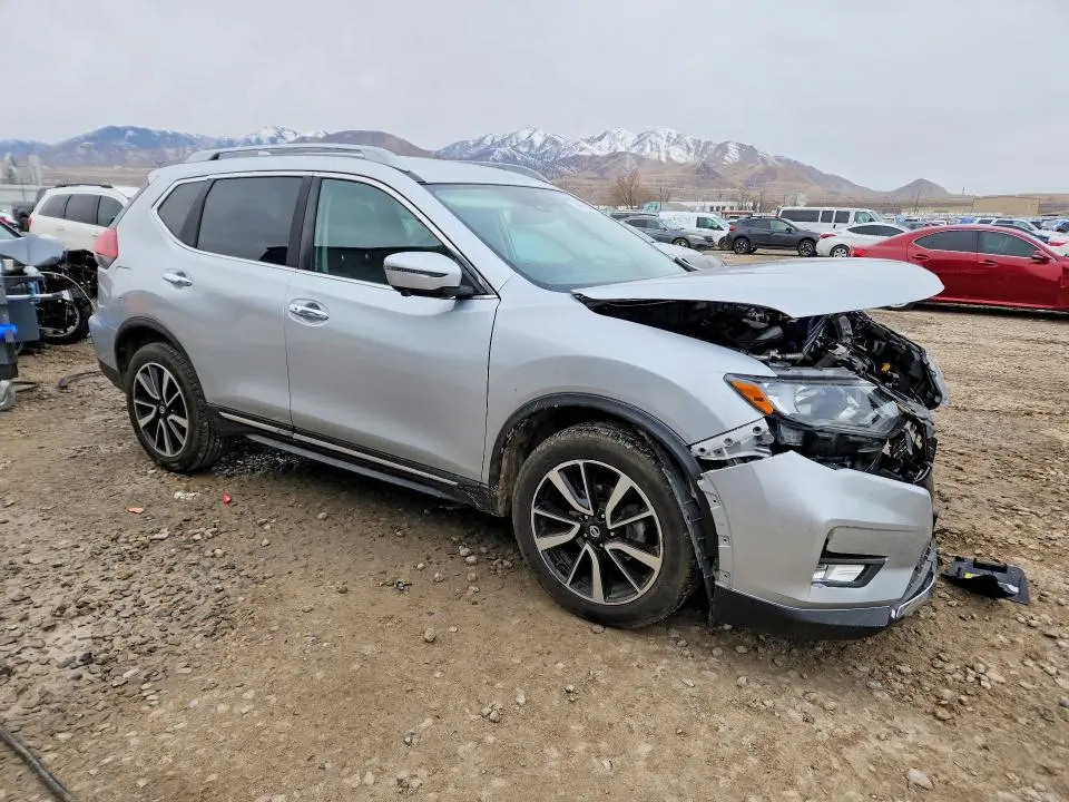 2019 NISSAN ROGUE SL  