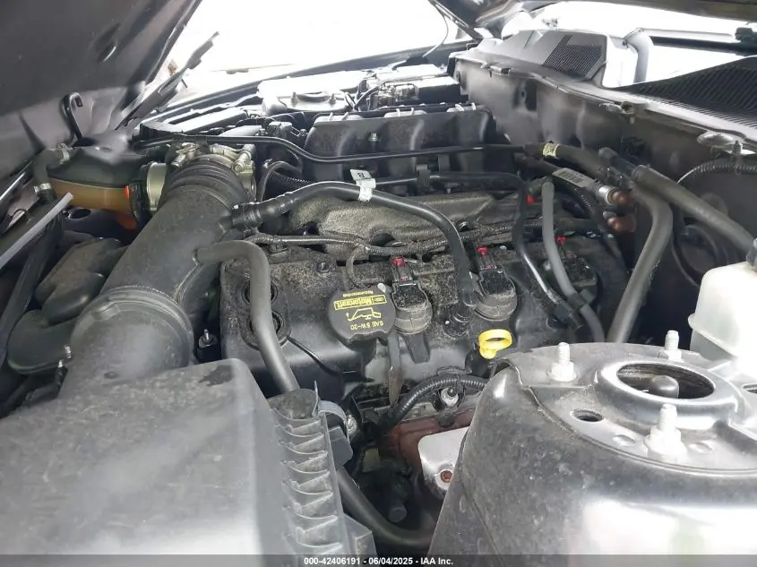 2011 FORD MUSTANG V6 PREMIUM
