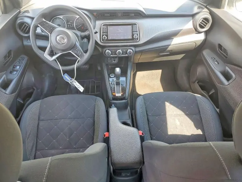 2019 NISSAN KICKS S  
