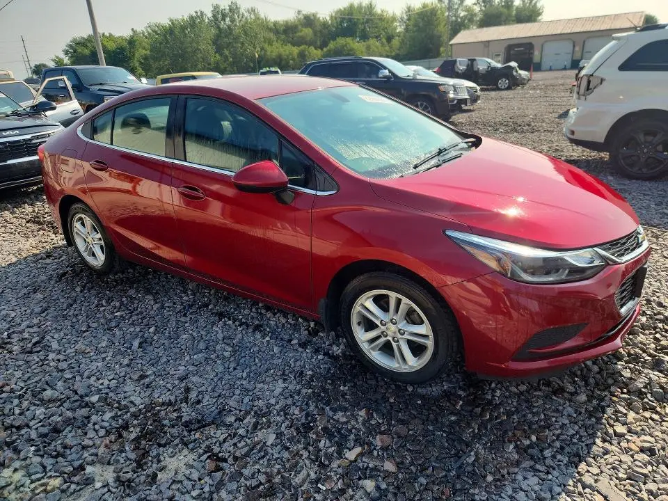 2017 CHEVROLET CRUZE LT  