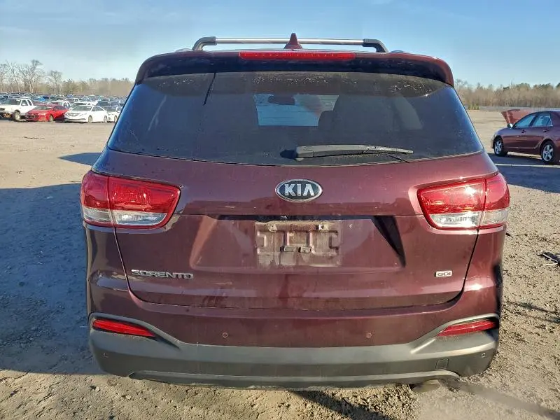 2016 KIA SORENTO LX  