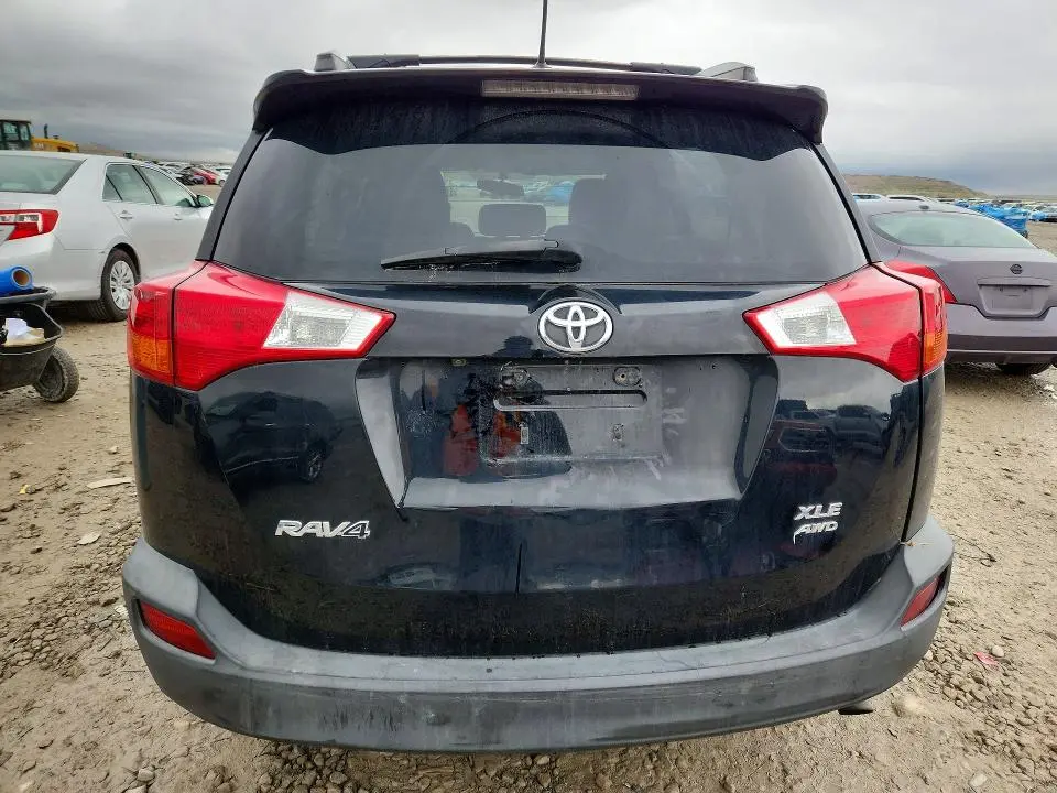 2014 TOYOTA RAV4 XLE  