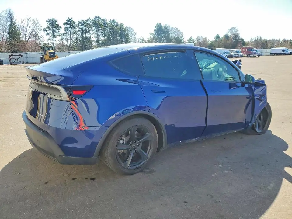 2026 TESLA MODEL Y   
