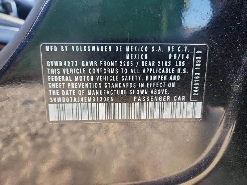 2014 VOLKSWAGEN JETTA SE  