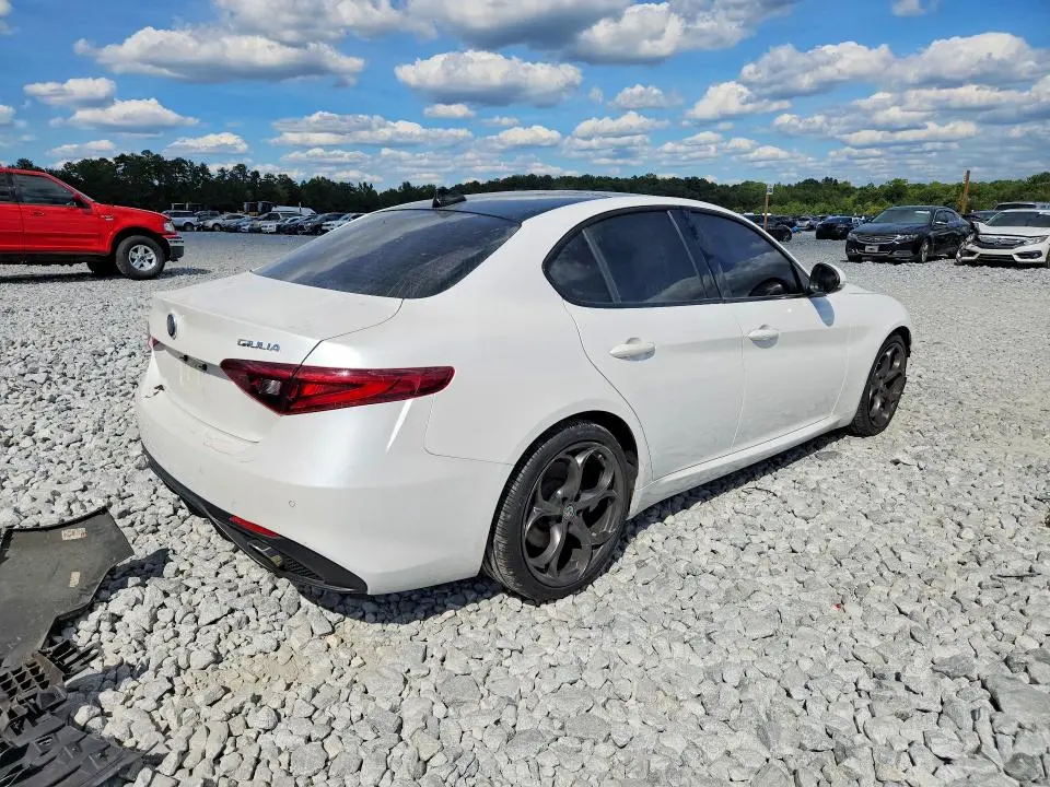 2019 ALFA ROMEO GIULIA TI  