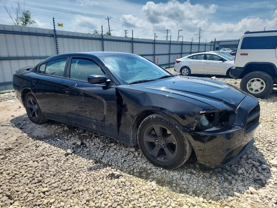 2012 DODGE CHARGER SE  