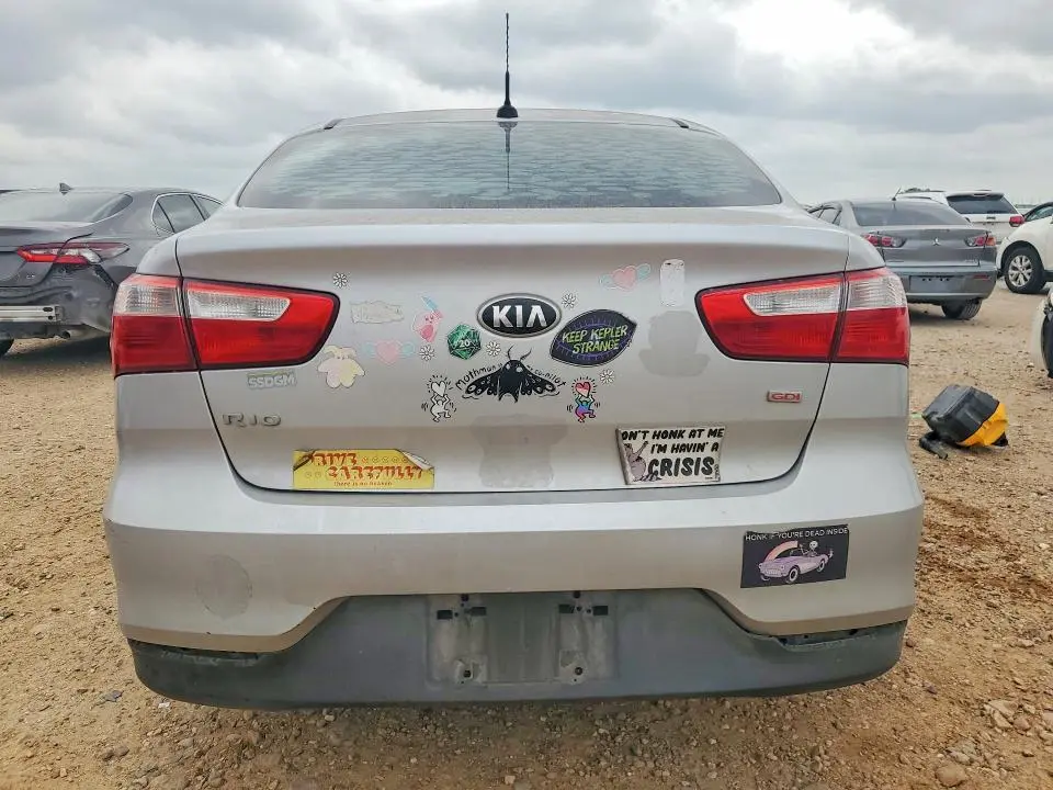 2016 KIA RIO LX  