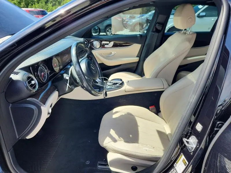 2017 MERCEDES-BENZ E 300  