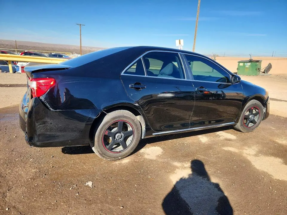 2013 TOYOTA CAMRY LE  