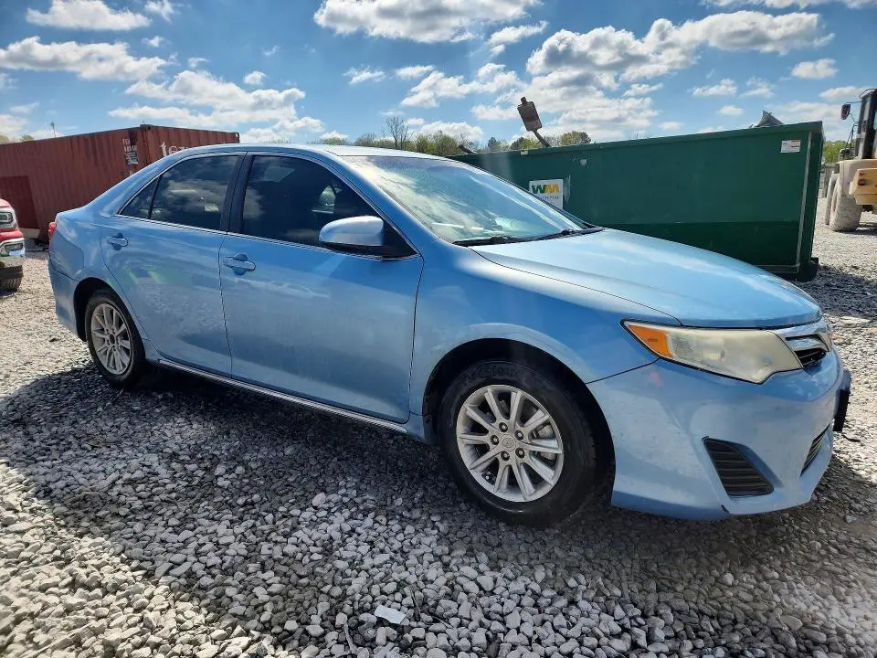2012 TOYOTA CAMRY LE  