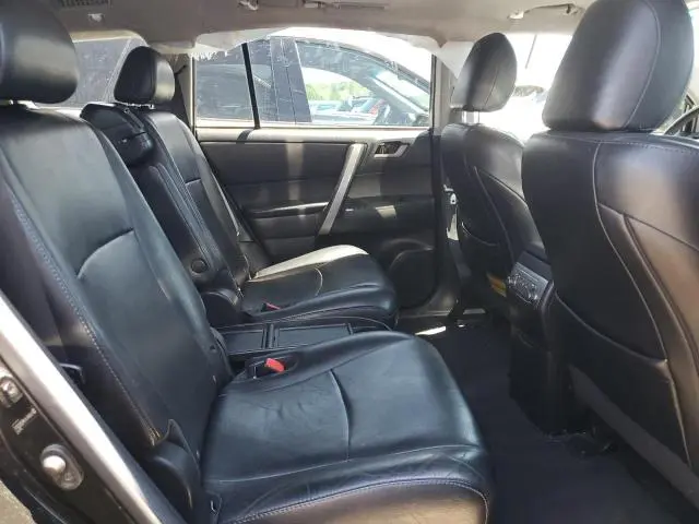 2011 TOYOTA HIGHLANDER BASE  