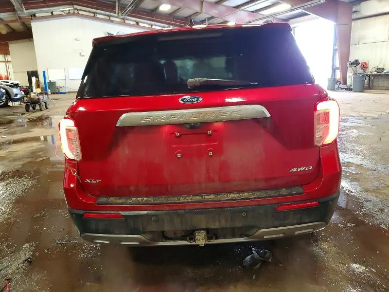 2021 FORD EXPLORER XLT  