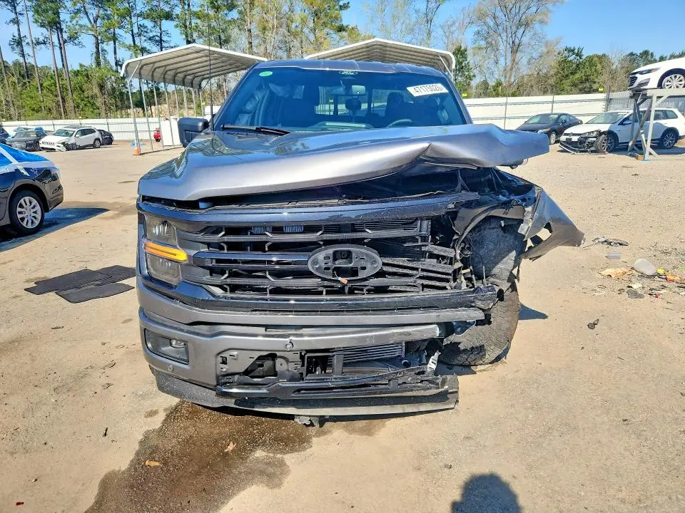 2024 FORD F150 XLT  