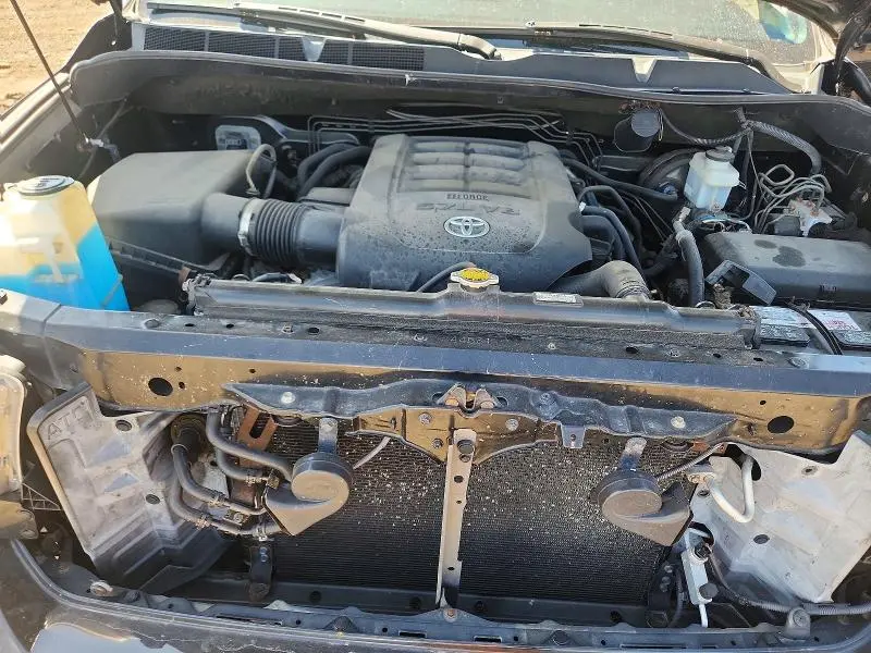 2012 TOYOTA TUNDRA CREWMAX LIMITED  
