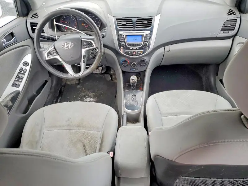 2012 HYUNDAI ACCENT GLS  