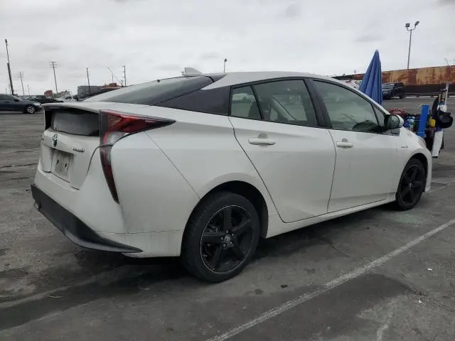2016 TOYOTA PRIUS   