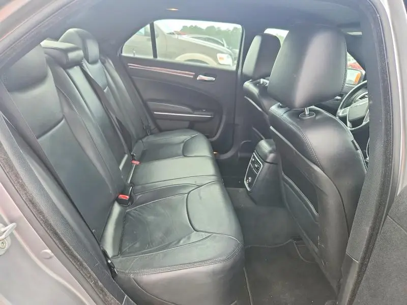 2013 CHRYSLER 300   