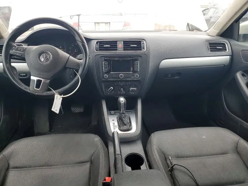 2011 VOLKSWAGEN JETTA SEL  