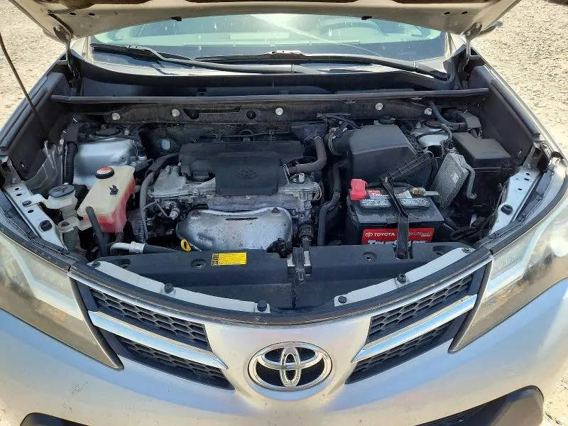 2014 TOYOTA RAV4 XLE  