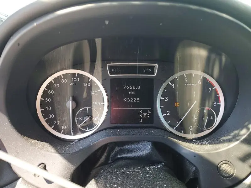 2018 INFINITI QX30 PURE  