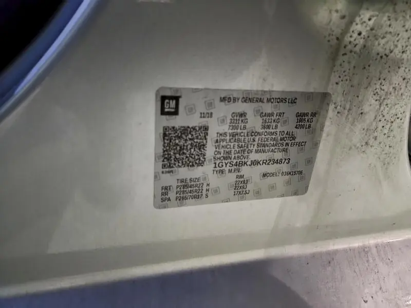 2019 CADILLAC ESCALADE LUXURY  