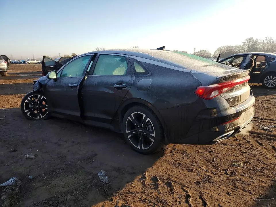 2022 KIA K5   