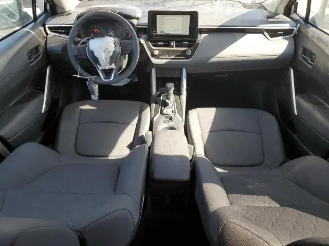 2025 TOYOTA COROLLA CROSS LE  