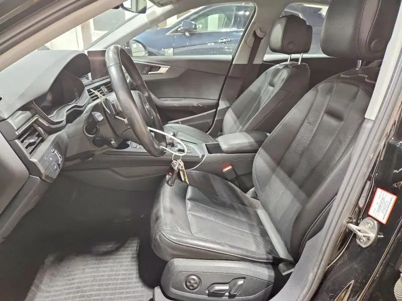 2017 AUDI A4 PREMIUM PLUS  