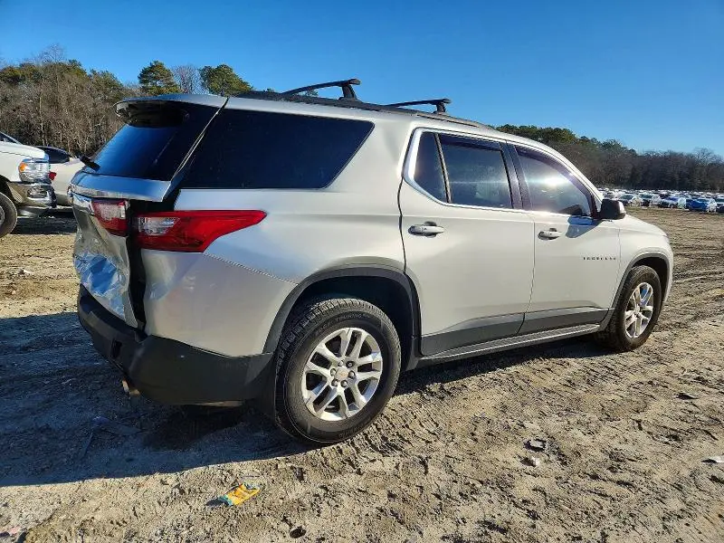 2019 CHEVROLET TRAVERSE LT  