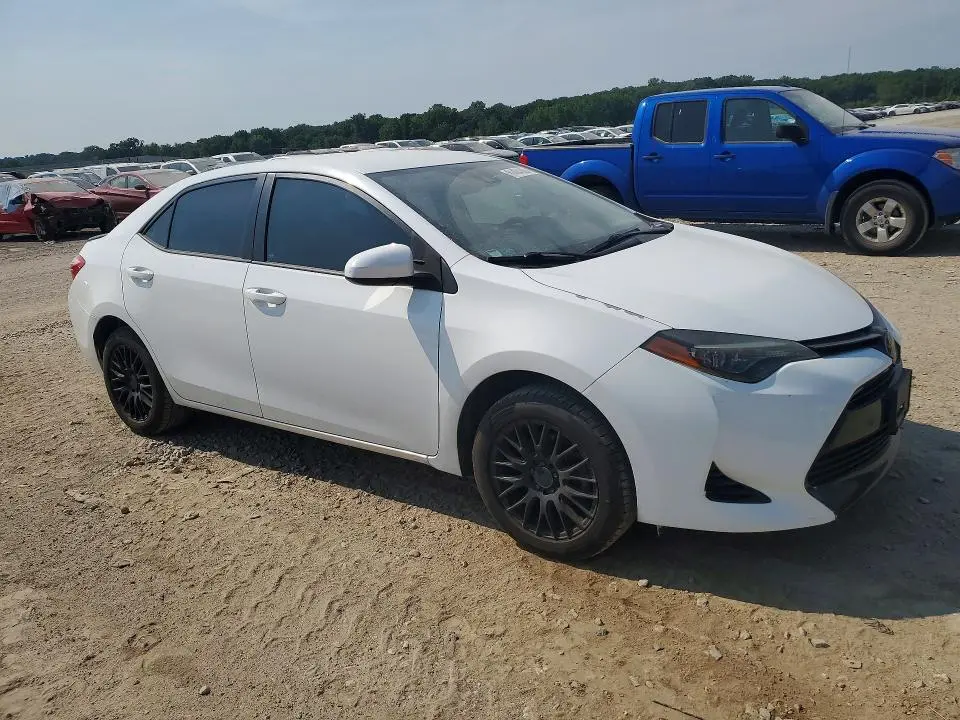 2017 TOYOTA COROLLA LE  