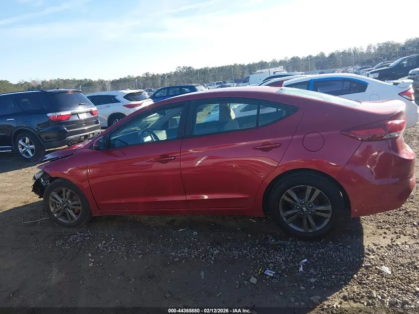 2017 HYUNDAI ELANTRA SE
