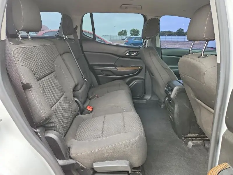2017 GMC ACADIA SLE  