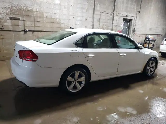 2012 VOLKSWAGEN PASSAT SE  