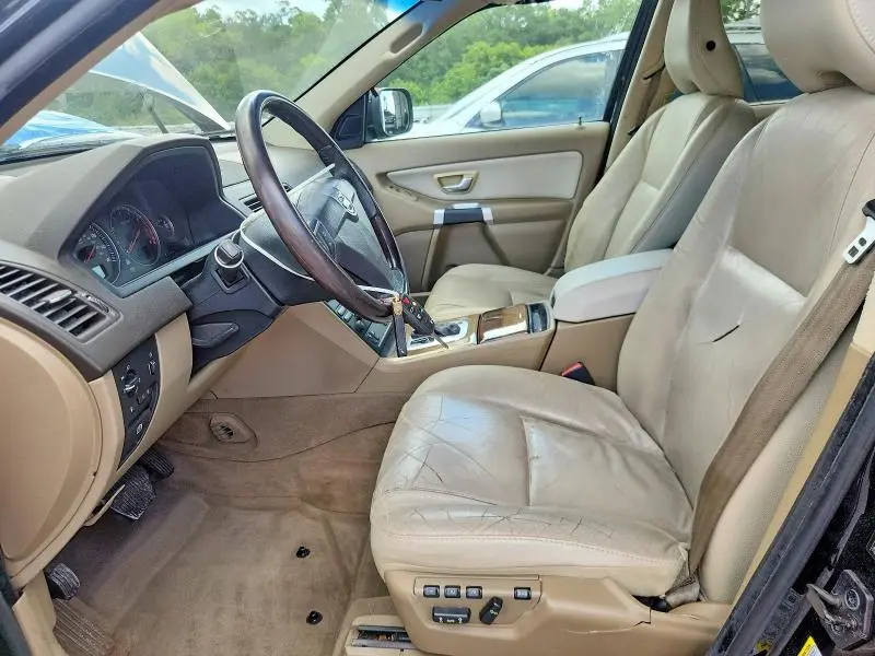 2010 VOLVO XC90 3.2  